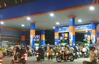 TP.HCM: Cảnh sát khuyến cáo không nên tích trữ xăng trong nhà