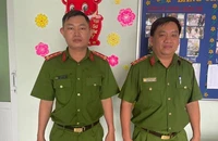 2 cảnh sát PCCC kịp phá cửa, dập tắt cháy nhà trước khi đồng đội tới