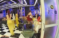 Các ‘má mì’ điều hành đường dây bán dâm 8 triệu đồng/ lượt như thế nào