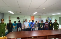 14 người gồm chủ đầu tư, nguyên phó giám đốc, giám đốc TTĐK bị bắt