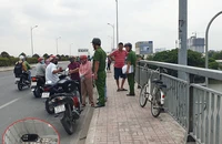 Người đàn ông bỏ lại xe đạp nhảy cầu Phú Long mất tích