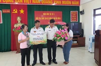 Đoàn Đại biểu TP.HCM đã hoàn thành chuyến thăm cán bộ chiến sĩ và nhân dân tại huyện đảo Trường Sa và nhà giàn DK1/14