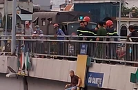 Người đàn ông tính nhảy cầu Calmette được cảnh sát cứu