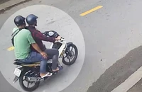 Xi mạ dây chuyền vàng nhưng vẫn bị cướp giật, té ngã