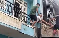 Cháy nhà, ba người mắc kẹt được giải cứu