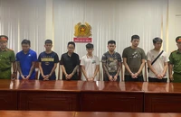 Băng cho vay lãi nặng buộc người vay thế chấp bằng ảnh khỏa thân