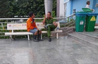 Bé gái đuối nước ở Chung cư HQC Plaza đã qua đời