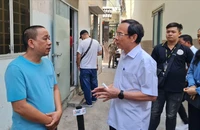 Bí thư Nguyễn Văn Nên đến hiện trường vụ cháy 3 căn nhà, 4 người chết ở quận 10