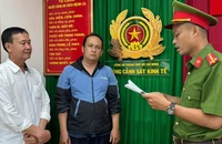 Bắt 2 cán bộ Hải quan Cửa khẩu Cảng Phú Mỹ trong vụ buôn lậu xăng dầu