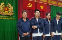 Đường dây buôn dầu lậu liên quan 2 cán bộ hải quan hoạt động ra sao