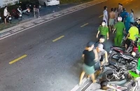 Nhậu xỉn là ném đá, đập phá nhà hàng xóm ở Củ Chi