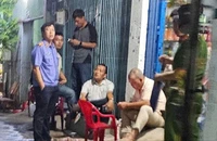 Người đàn ông đâm chết người rồi tới công an đầu thú
