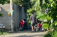 Nghi án đâm chết người rồi vào phòng trọ treo cổ ở huyện Bình Chánh