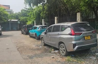 Ô tô biển Tây Ninh đậu cả năm bên đường ở Tân Phú đã được di dời