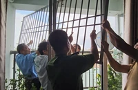 Tháo dỡ 'chuồng cọp' ở TP.HCM: Ai khó khăn thì chính quyền hỗ trợ