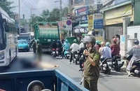 Chiếc xe rác trong vụ tai nạn chết người lại tiếp tục liên quan tai nạn chết người ở TP.HCM