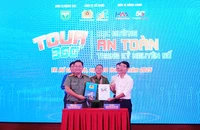 Công an TP.HCM trang bị 'lá chắn số' giúp sinh viên nhận diện chiêu trò lừa đảo