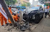 Tông xe liên hoàn trên đường Trường Chinh, nhiều hộ dân mất điện