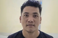 Người đàn ông dùng xe ăn trộm đến nhà dân trộm tài sản
