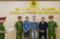 Tạm giữ 3 người đập phá quán cơm trên đường Trường Sơn