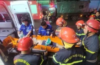 Cảnh sát cứu cụ ông 70 tuổi hôn mê tại nhà riêng