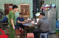 TP.HCM: Phạt nguội người xả rác bừa bãi qua camera giám sát ở Bình Chánh