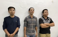 Tài xế riêng tráo 4 bánh xe Maybach của chủ đem bán 