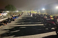 Phòng CSGT TP.HCM vây bắt 2 nhóm đua xe, tạm giữ 69 người 