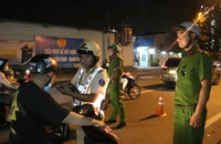 Phòng CSGT TP.HCM phối hợp Công an TP Thủ Đức kiểm tra nồng độ cồn