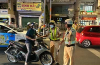 TP.HCM: Nhiều người vi phạm nồng độ cồn bỏ xe, viện lý do 'khó đỡ'