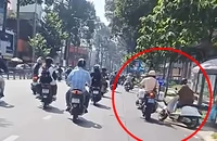 TP.HCM: Xác minh đoạn clip CSGT đạp ngã người dân xuống đường