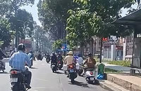Vụ CSGT đạp xe người vi phạm ở TP.HCM: Tạm đình chỉ cán bộ CSGT 