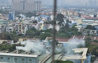 Vụ dân chung cư 9view khốn khổ vì mùi hôi: Đề nghị sớm di dời nhà máy khỏi khu dân cư