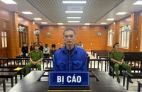 Rút dao đâm người sau câu nói ‘sao bọn bây nhìn tao dữ vậy’
