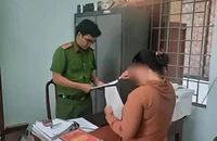 Bị khởi tố vì dùng sổ đỏ giả đi công chứng để vay tiền
