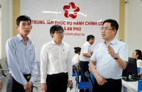Chủ tịch Quảng Ngãi kiểm tra vận hành Trung tâm Phục vụ hành chính công cấp xã