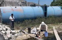 Kiểm tra đột xuất, phát hiện 2 nhà máy xả thải trực tiếp ra môi trường