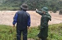 Quảng Ngãi: 5 thôn bị cô lập sau vụ đồi sạt lở kinh hoàng