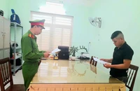 Trộm lại xe máy đang bị CSGT tạm giữ vì vi phạm nồng độ cồn