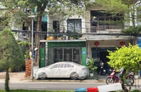 Vụ đi làm về thấy nhà bị chiếm ở Quảng Ngãi: Vì sao căn nhà chỉ có giá 2,3 tỉ đồng?