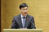 Thường vụ Quốc hội nêu lý do không bắt buộc giao dịch bất động sản qua sàn
