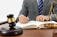Trách nhiệm xin ý kiến cơ quan của Đảng khi ban hành văn bản quy phạm