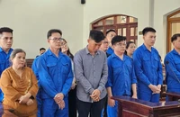 Xét xử đường dây 'bảo kê' xe quá tải Bắc - Nam qua Đồng Nai