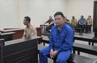 Đi ăn đám 49 ngày rồi lao vào đánh nhau, 2 người cùng lãnh án tù