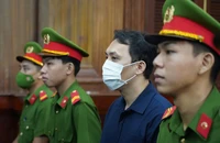 Vụ kẹo Kera: Lê Thành Công khai về việc tăng vốn góp của Thùy Tiên 