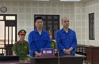 Lãnh 24 năm tù sau khi liên hệ bạn tù mua ma túy