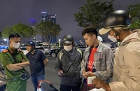 911 Đà Nẵng hoá trang, xuyên đêm xử lý các thanh thiếu niên 'ở nhà cháu ngoan lắm'