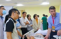 Hàng trăm bác sĩ, điều dưỡng nâng cao năng lực cấp cứu tại Bệnh viện Đà Nẵng