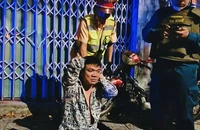 Thanh niên cầm dao đuổi chém lực lượng CSGT ở chốt đo nồng độ cồn