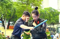 Công an Đà Nẵng trấn áp đua xe, gây rối dịp Tết